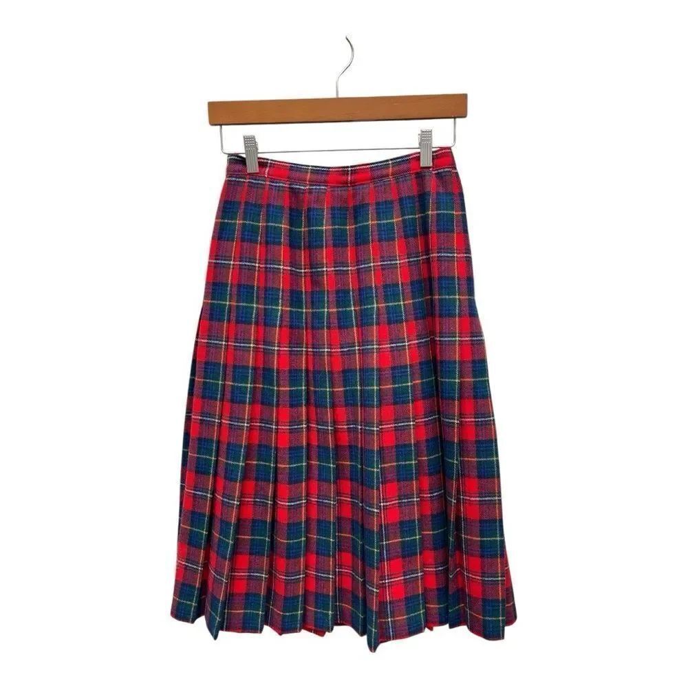Vintage Pendleton Wool Plaid Skirt Size 10 Petite Red Tartan Pleated USA Holiday